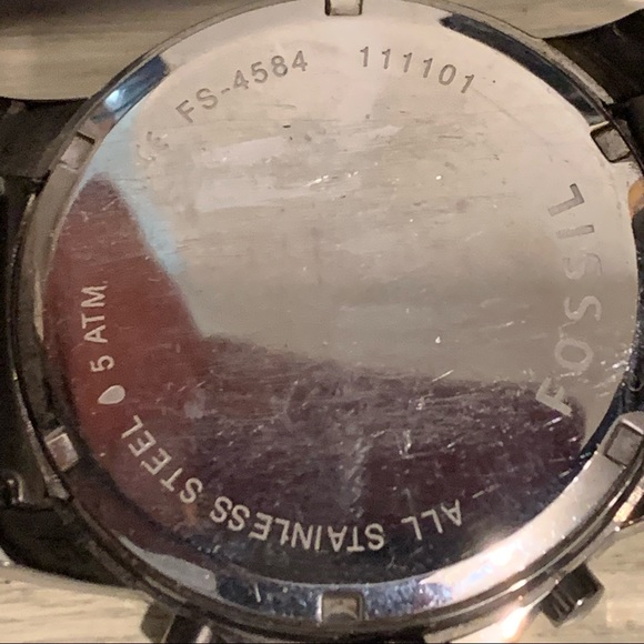 Fossil Watch - Picture 4 of 4